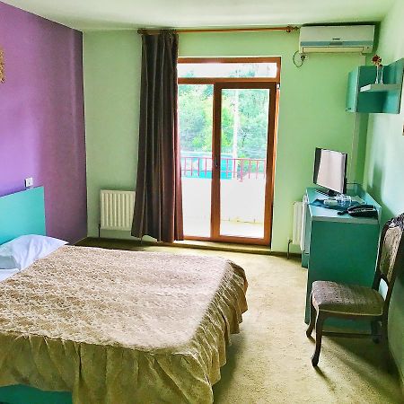 Moticica Hotell Timişoara Exteriör bild