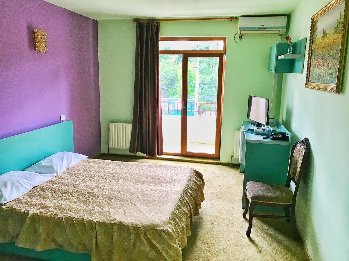 Moticica Hotell Timişoara Exteriör bild
